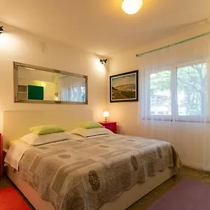 Maris Apartman