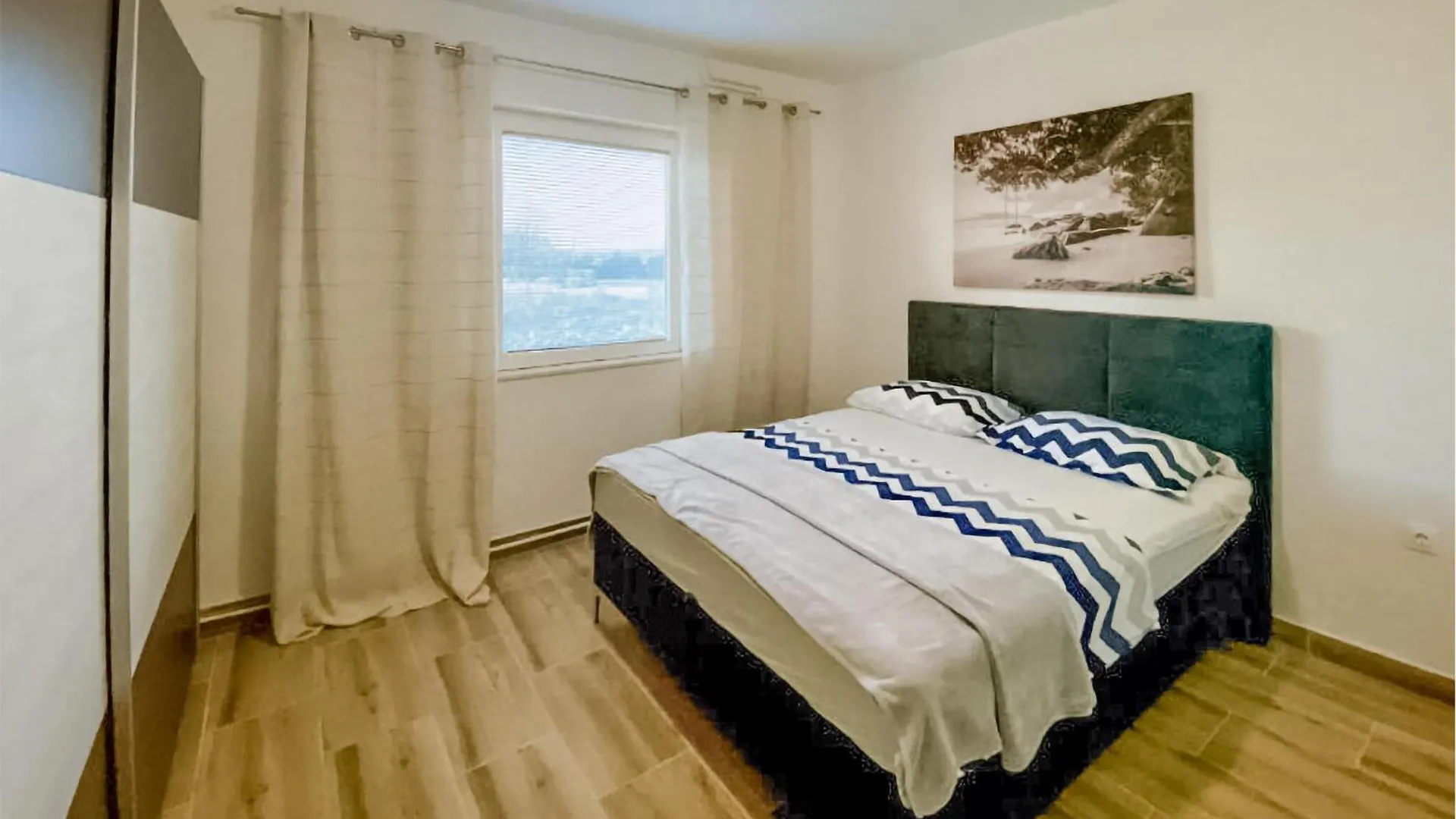 Beautiful Apartment In Sveti Filip I Jakov