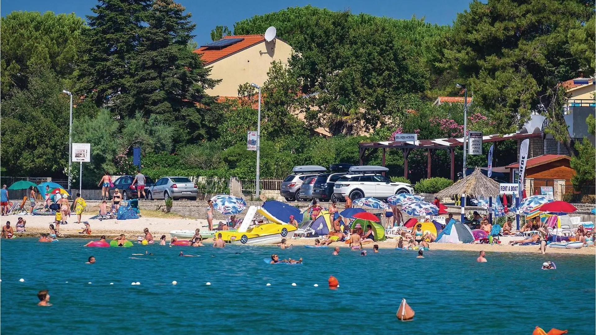 Beautiful Apartment In Sveti Filip I Jakov Croatia